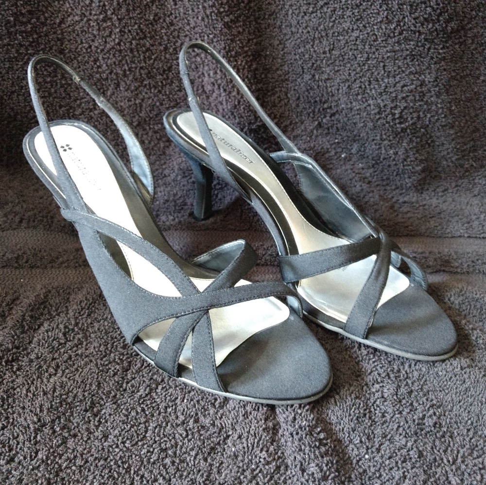 *Black Heels*